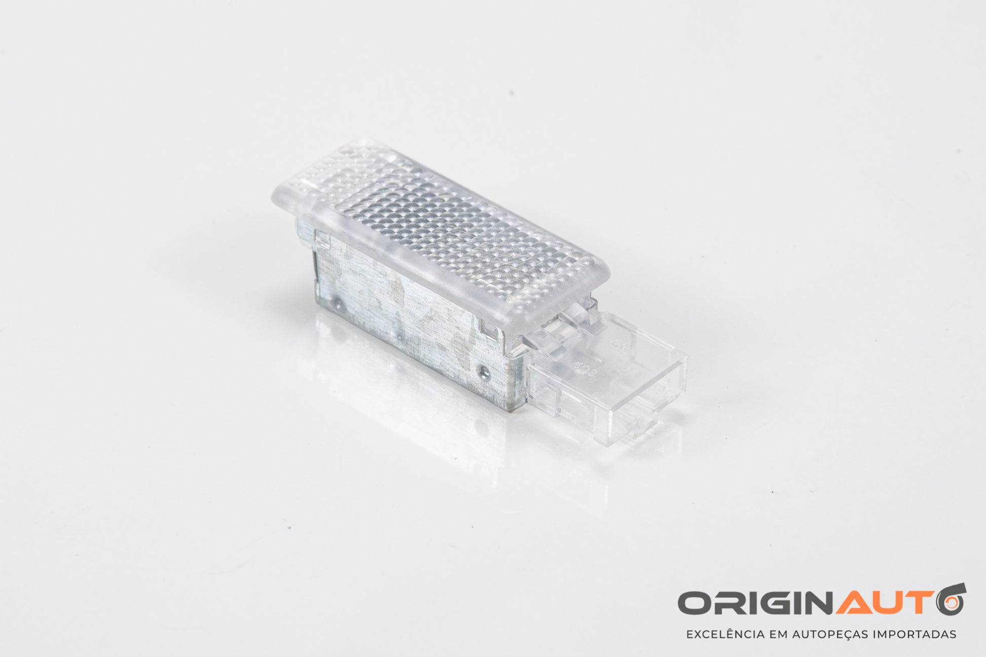 Luz Interna Porta Luvas Volkswagen Tiguan R-Line 2.0 2018 3L0947565