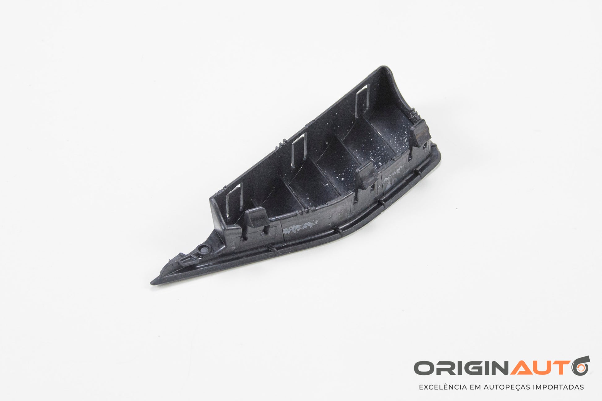 Grade Painel Lado Esquerdo Volkswagen Tiguan R-Line 2.0 2018 5Nn819705