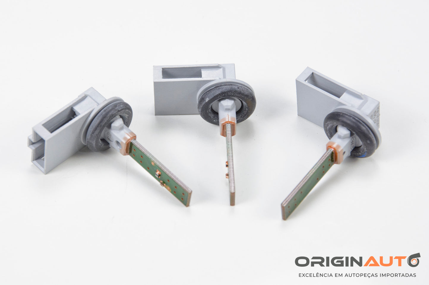 Sensor Radiador Volkswagen Tiguan R-Line 2.0 2018 300907543A - Unidade