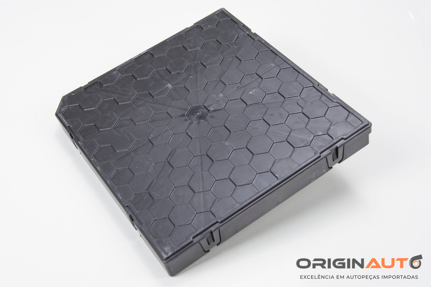 Modulo Controle Bcm Volkswagen Tiguan R-Line 2.0 2018 5Q0937086Bm