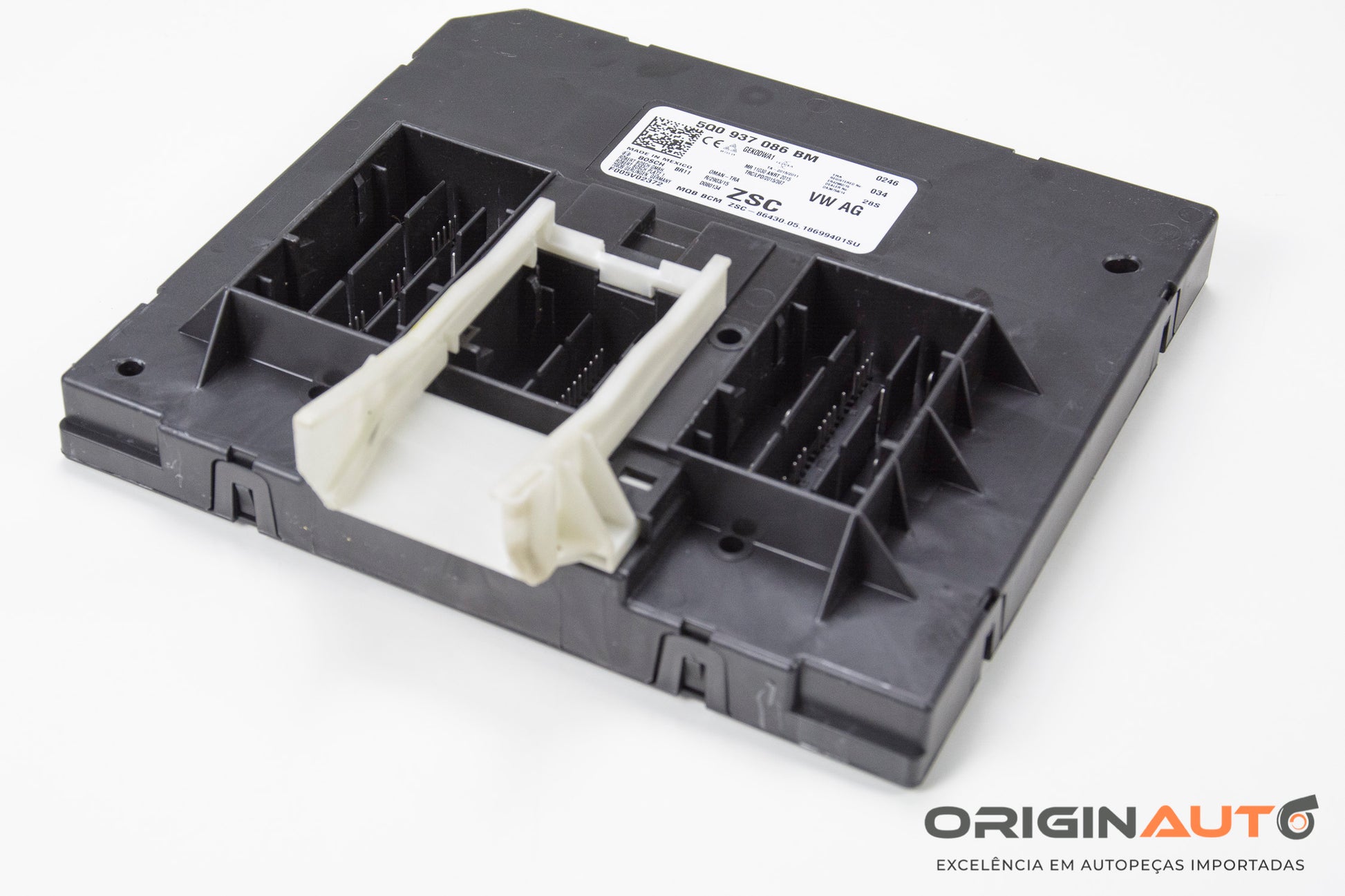 Modulo Controle Bcm Volkswagen Tiguan R-Line 2.0 2018 5Q0937086Bm