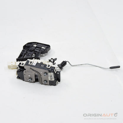 Fechadura Eletrica Dianteira Esquerda Mercedes Cla 200 1.6 2018 A0997201901