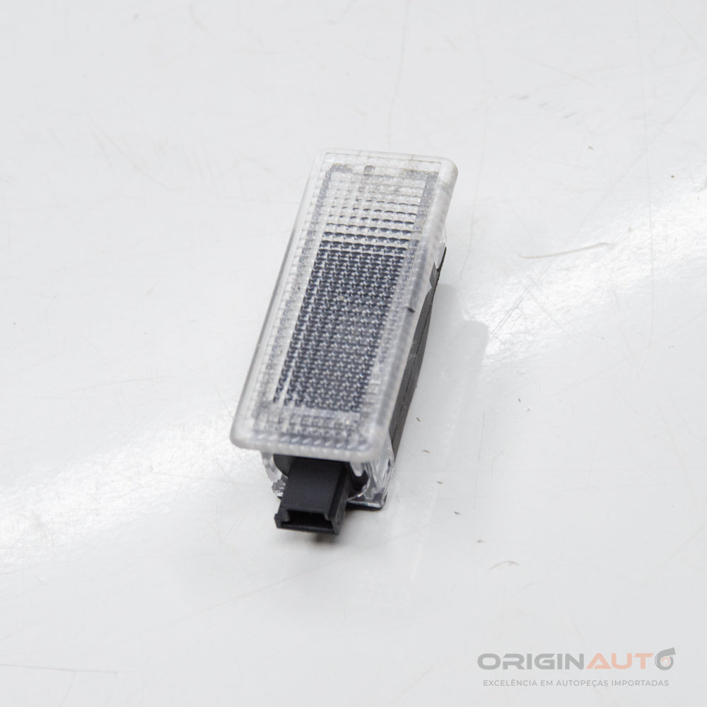 Luz Cortesia Forro Porta Diant Mercedes Cla 200 1.6 2018 A0028201401