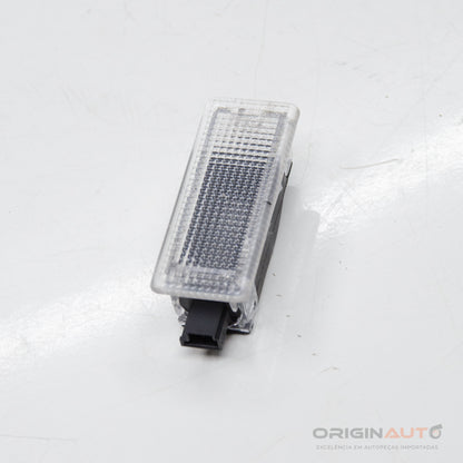 Luz Cortesia Forro Porta Diant Mercedes Cla 200 1.6 2018 A0028201401