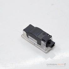 Luz Cortesia Forro Porta Diant Mercedes Cla 200 1.6 2018 A0028201401