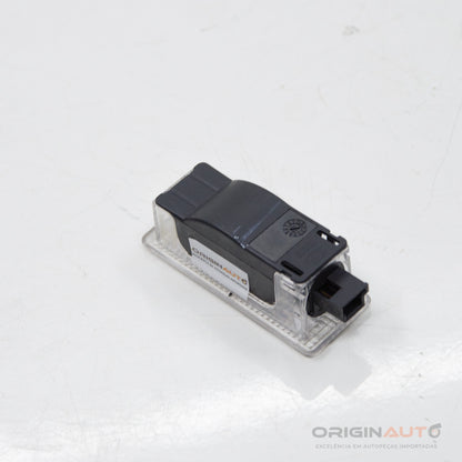 Luz Cortesia Forro Porta Diant Mercedes Cla 200 1.6 2018 A0028201401