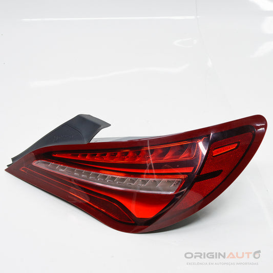 Lanterna Direita Mercedes Cla 200 1.6 2018 A1179063800