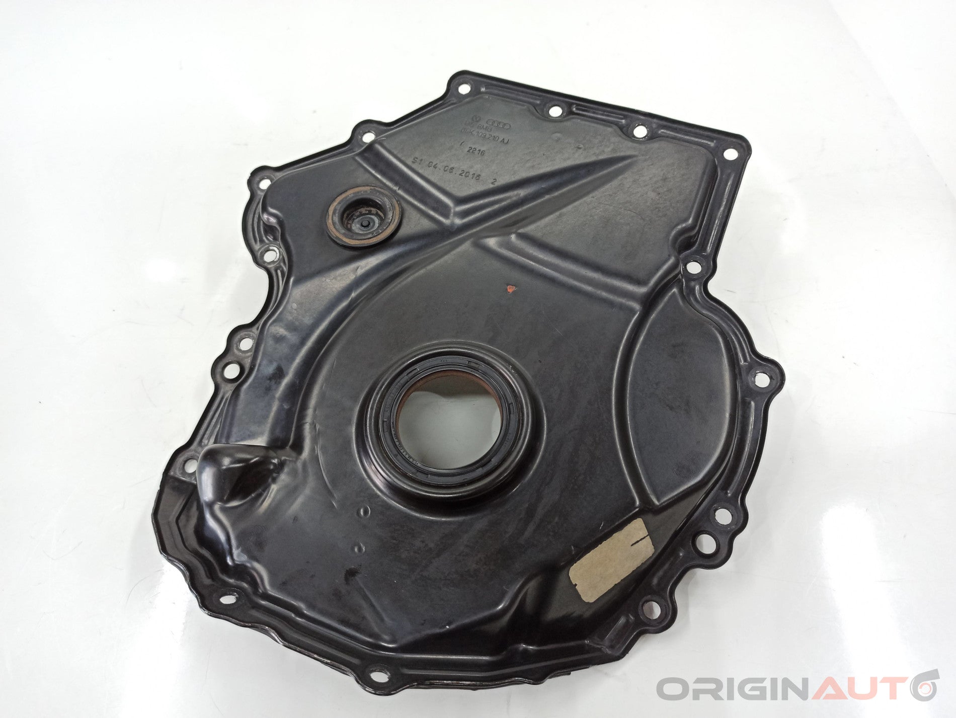 Tampa Frontal Motor Volkswagen Tiguan Mk2  R-Line 2018 06K109210Aj