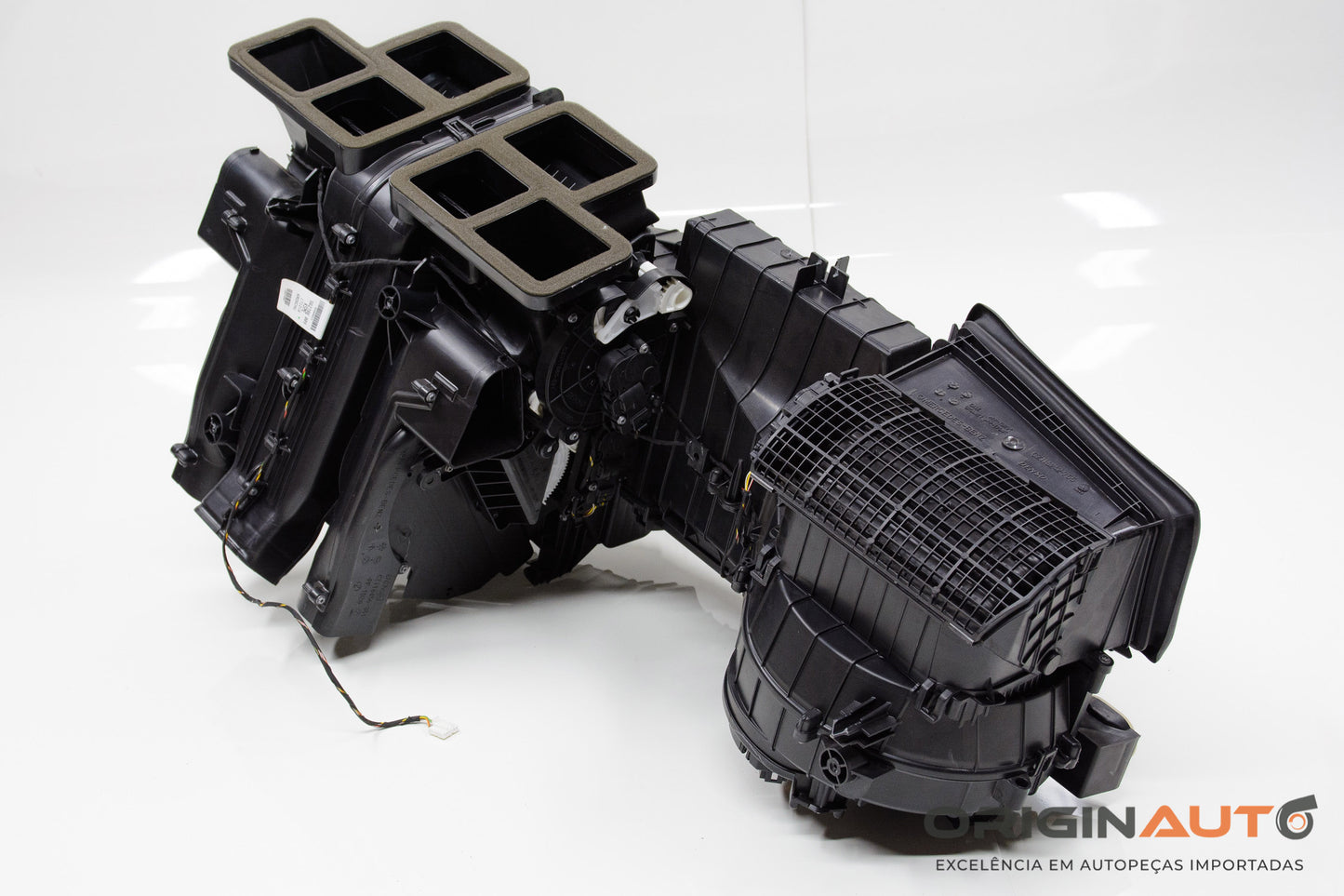Caixa Evaporadora A/C Mercedes Gla 200 2018 A2468203315