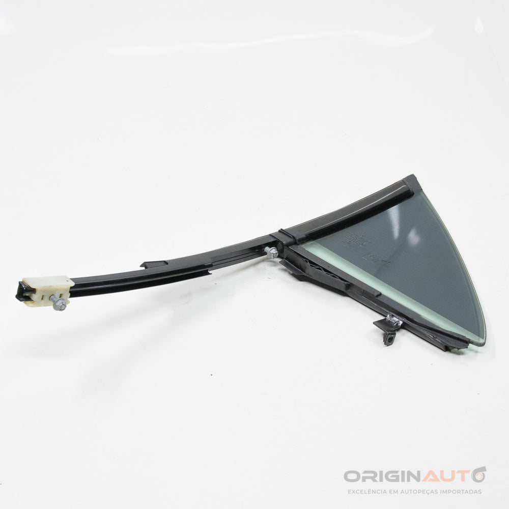 Vidro Vigia Traseiro Direito Mercedes Cla 200 1.6 2018 A1177300218