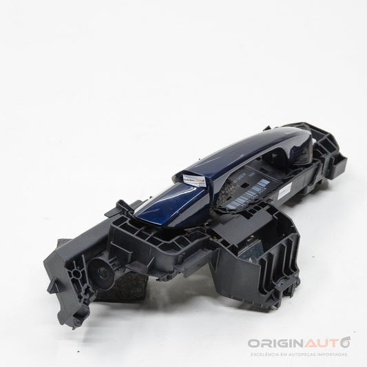 Macaneta Externa Dianteira Direita Mercedes Cla 200 1.6 2018 A2047601634