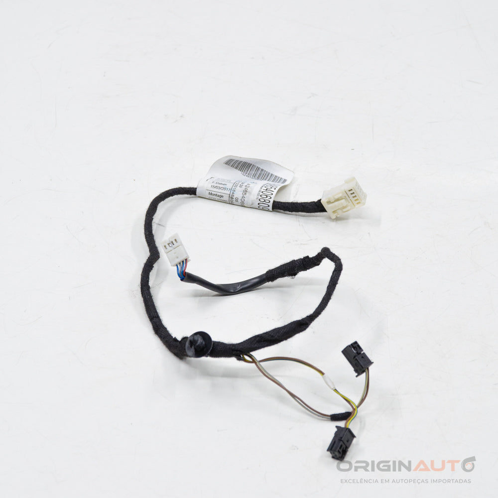 Chicote Porta Traseira Direita Mercedes Cla 200 1.6 2018 A2465406809