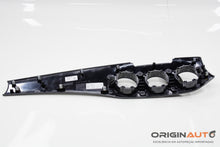 Moldura Central Do Painel Mercedes Gla 200 2018 A1566806600