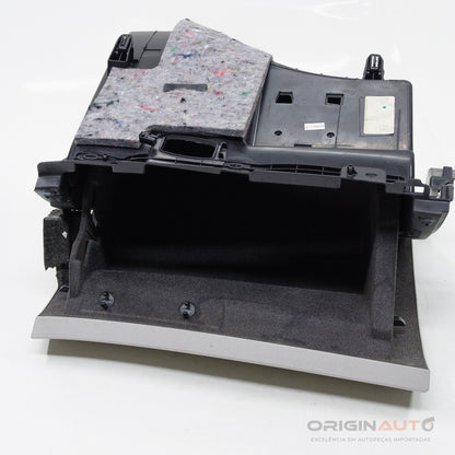 Porta Luva Mercedes Cla 200 1.6 2018 A1766808600