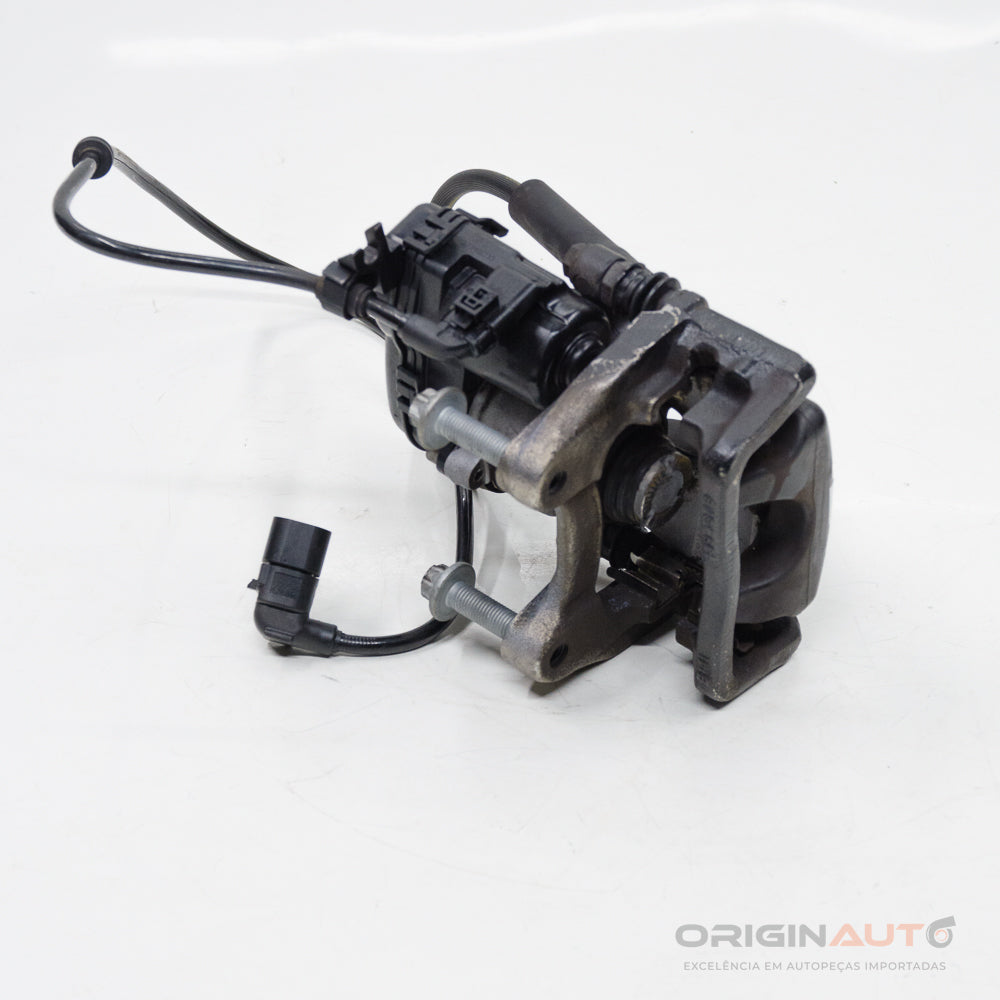 Pinca Freio Traseira Esquerda Mercedes Cla 200 1.6 2018 A0004232381 A1729060200