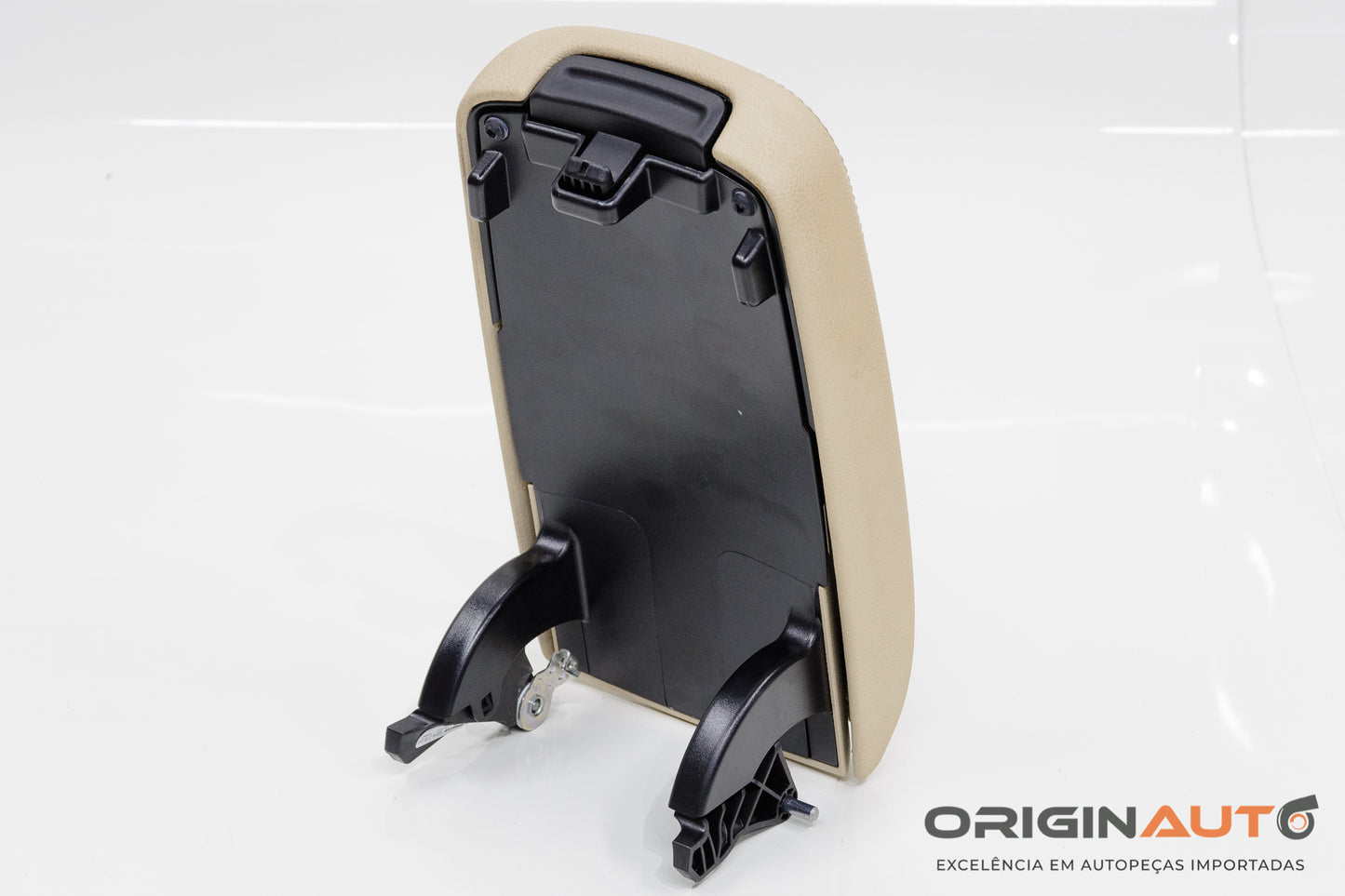 Apoio De Braco Console Central Mercedes Gla 200 2018