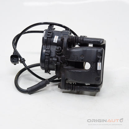 Pinca Freio Traseira Direita Mercedes Cla 200 1.6 2018 A0004232481 A1729060300