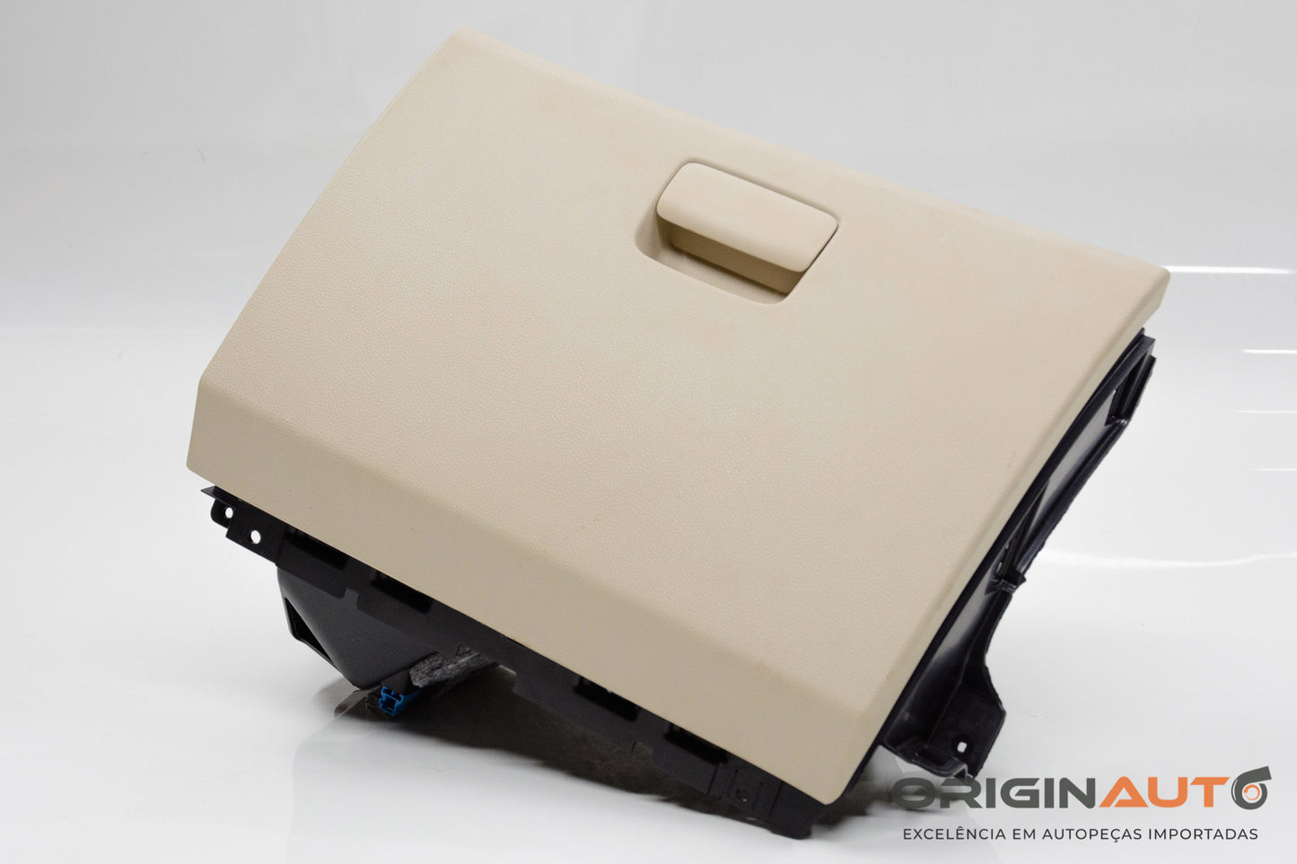 Porta Luvas Mercedes Gla 200 2018 A1766800091