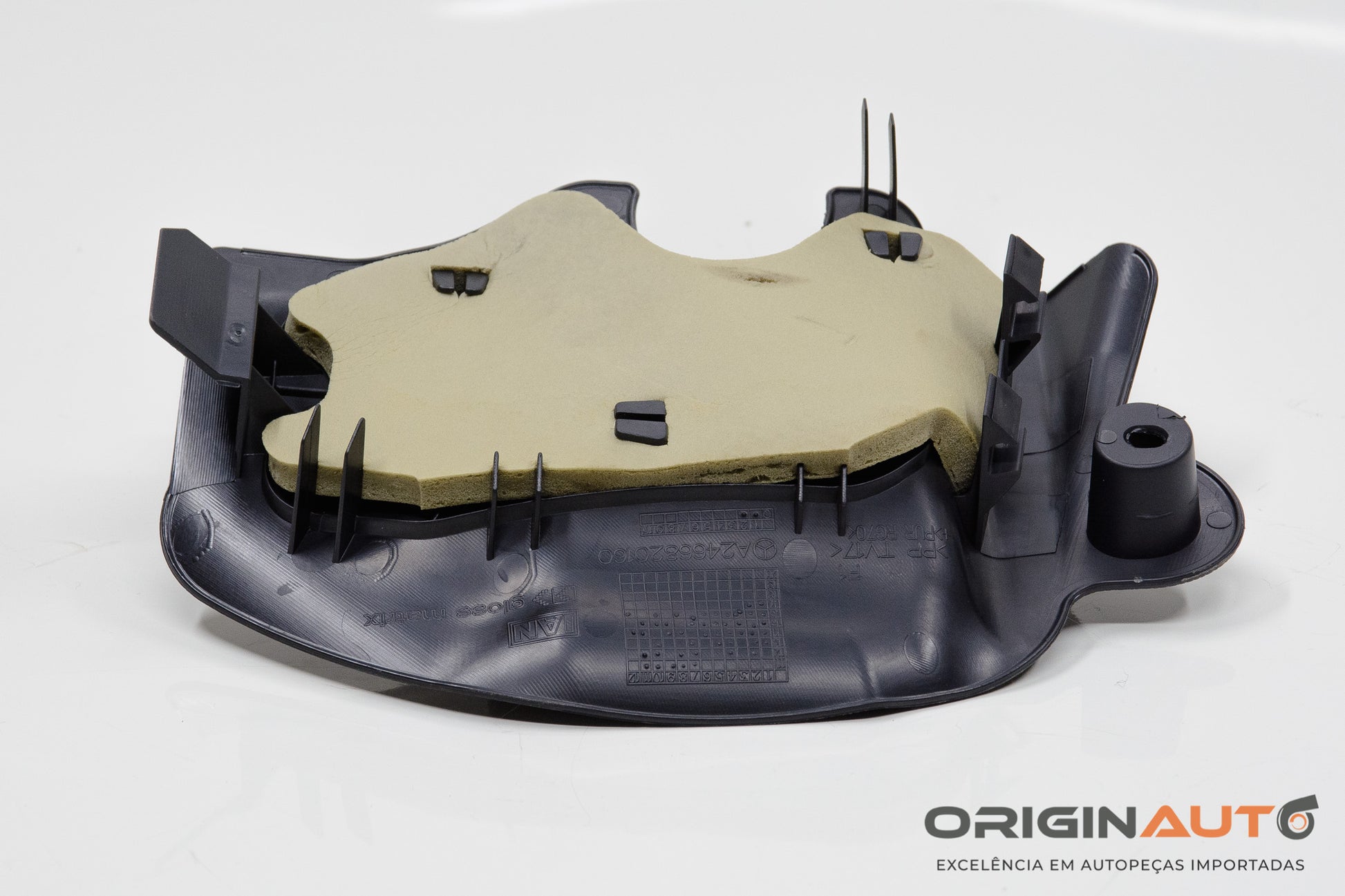 Acabamento Moldura Volante Mercedes Gla 200 2018 A2466820160