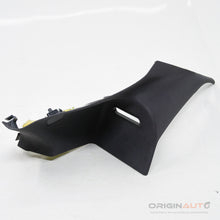 Moldura Acabamento Sup Coluna C Direita Mercedes Cla 200 1.6 2018 A1176906000