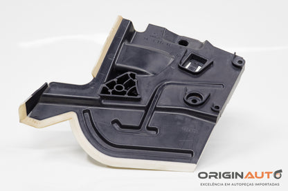 Acabamento Interno Porta Dianteira Esquerda Mercedes Gla 200 2018 A1767220195