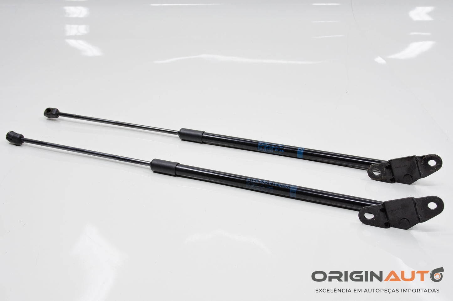 Par Amortecedor Tampa Tras Mercedes Gla 200 2018 A1567400114