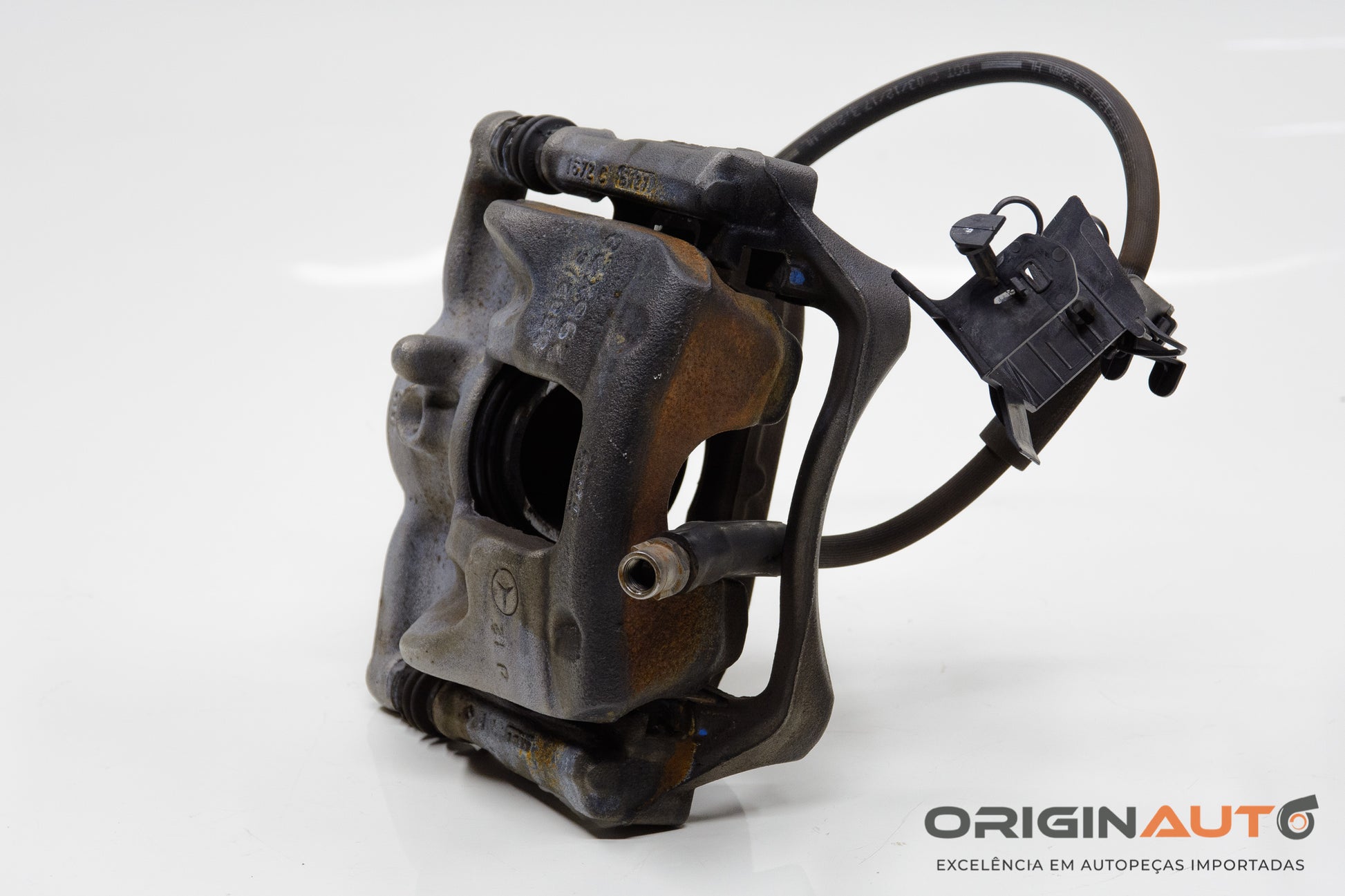 Pinca Freio Dianteira Esquerda Mercedes Gla 200 2018