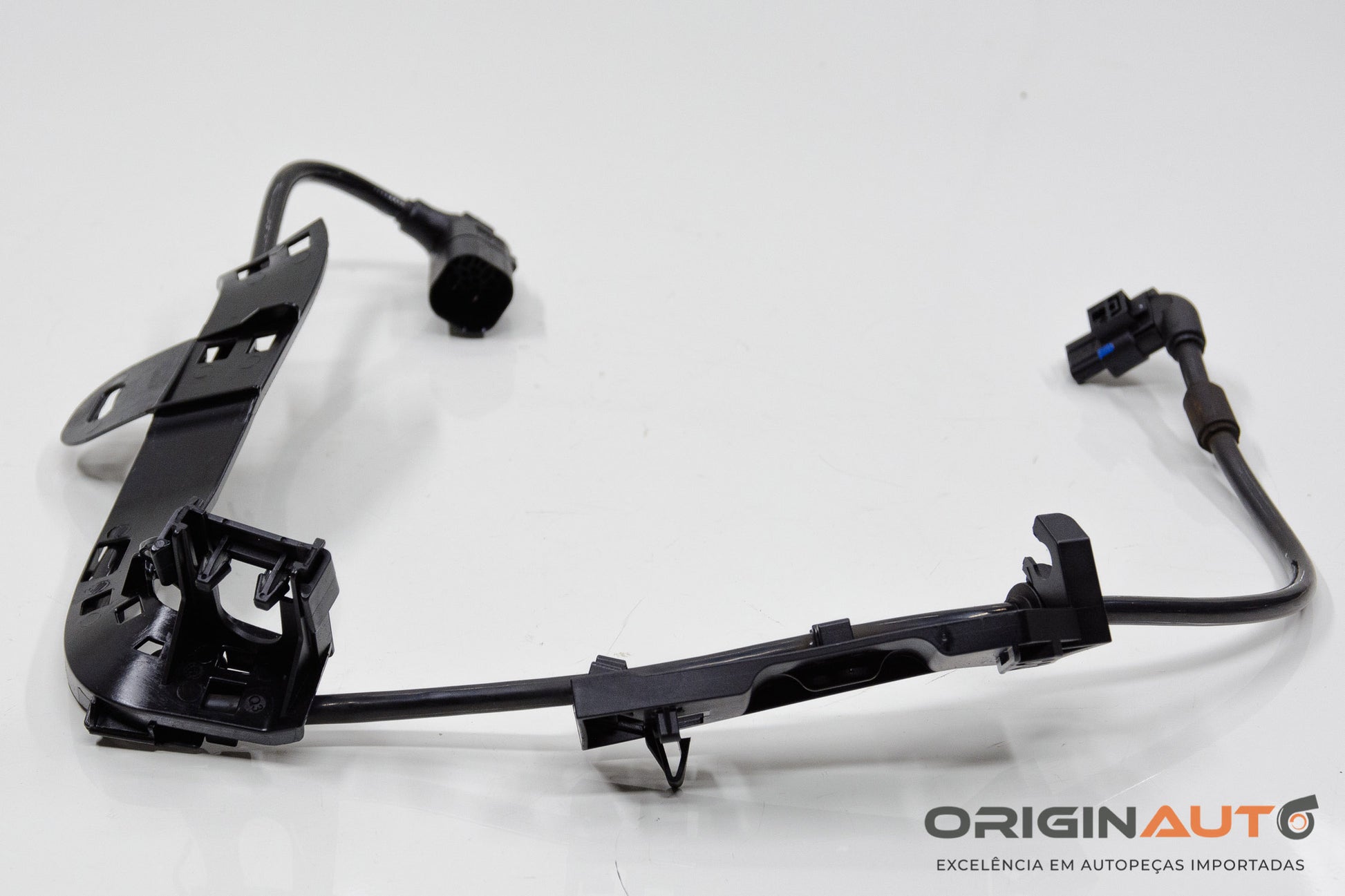 Chicote Pinca Freio Traseira Esquerda Mercedes Gla 200 2018 A0555459628