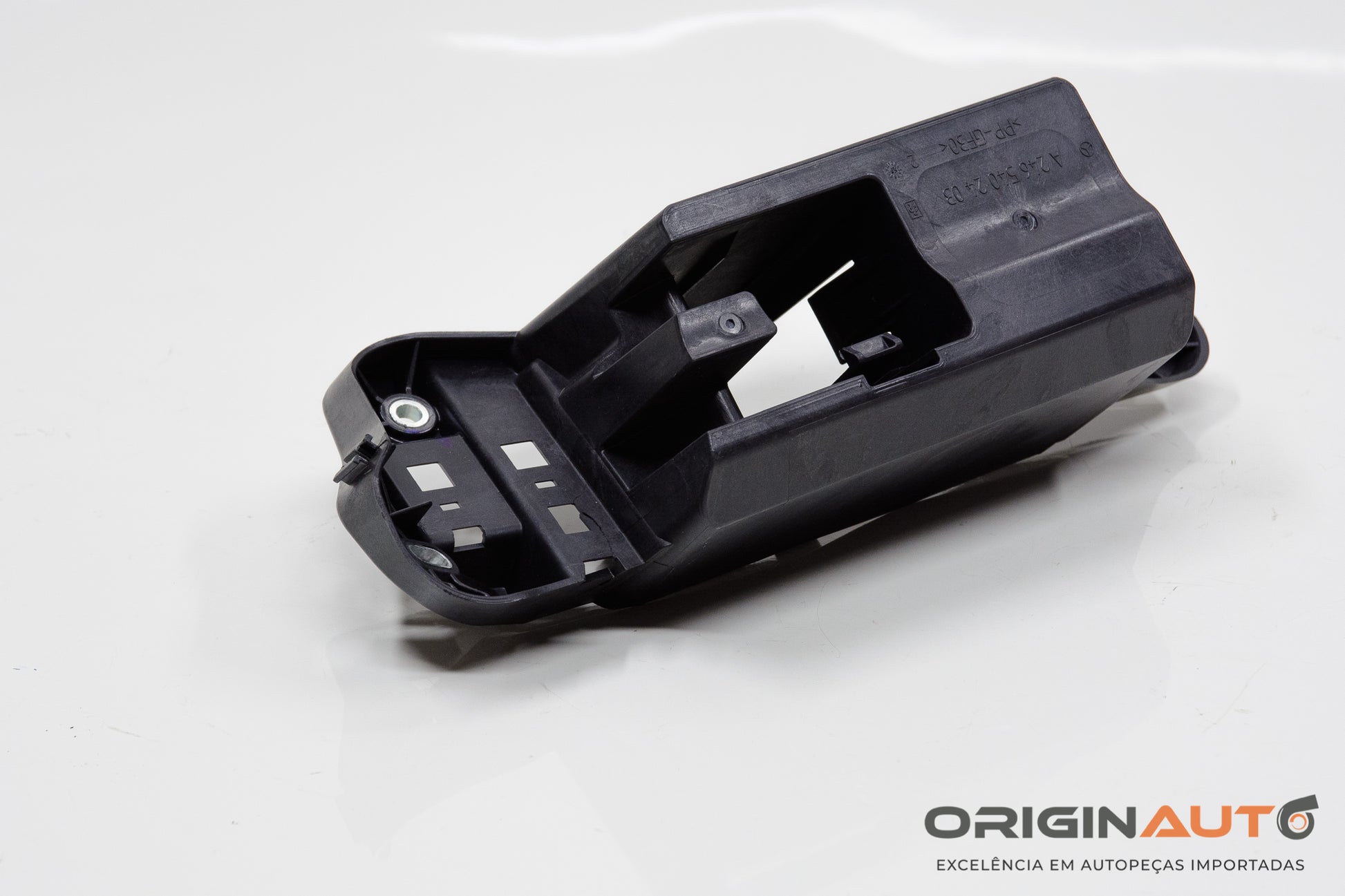 Suporte Bateria Auxiliar Mercedes Gla 200 2018 A2465402403