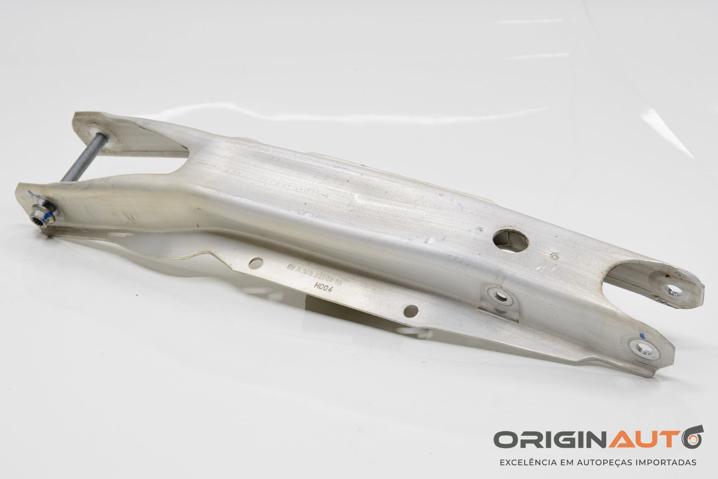 Braco Bandeja Traseira Mercedes Gla A Cla B200 1.6 2018 A2463520002