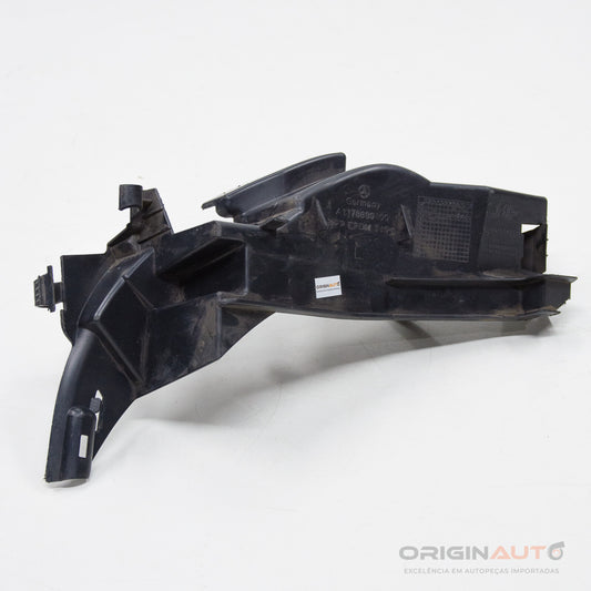 Suporte Acabamento Radiador Esq Mercedes Cla 200 1.6 2018 A1178880100