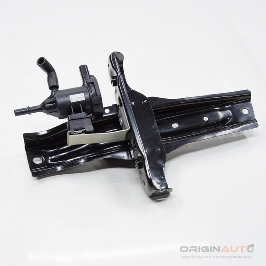 Valvula Canister Com Suporte Mercedes Cla 200 1.6 2018 A0014760532