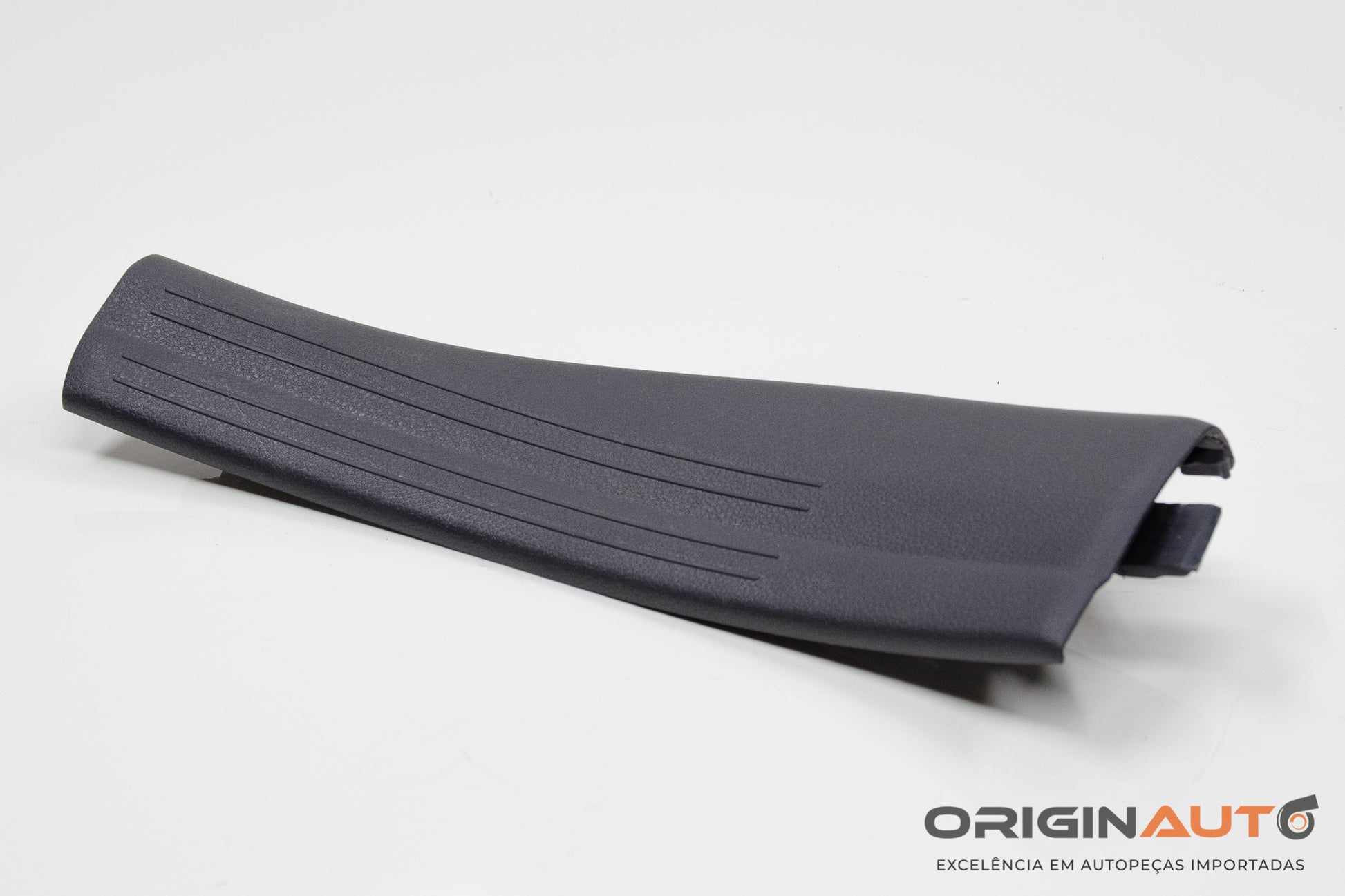 Acabamento Soleira Tras Esq Mercedes Gla 200 2018 A1766800274