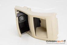 Acabamento Console Tras Mercedes Gla 200 2018 A2466460069