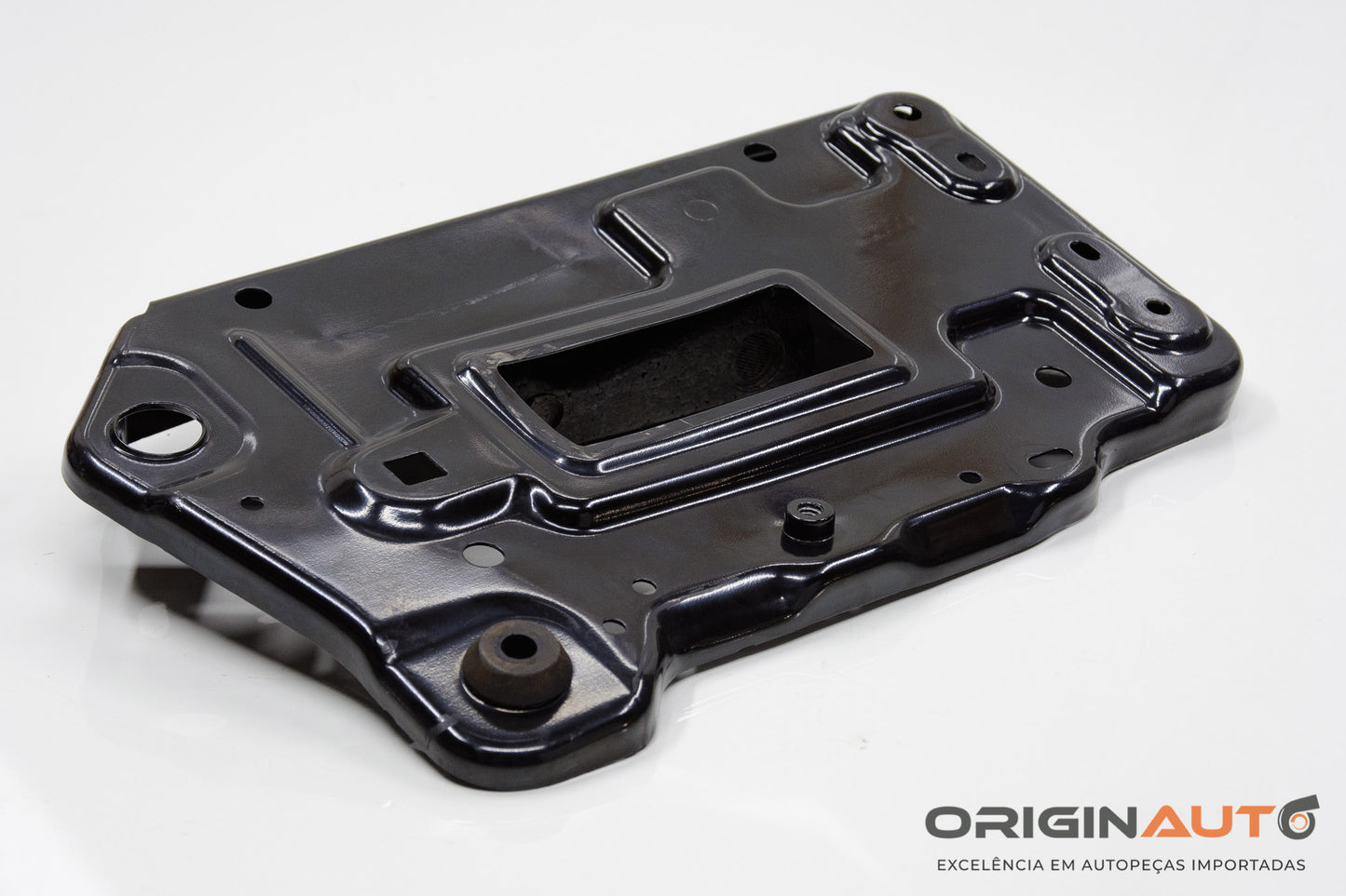 Suporte Inferior Bateria Mercedes Gla 200 2018 A2466200018