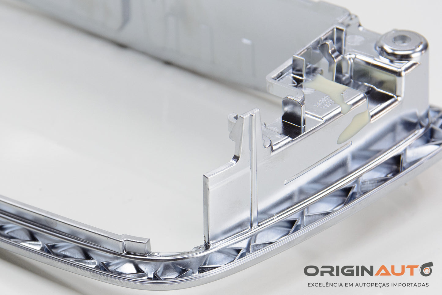 Moldura Multimidia Mercedes Gla 200 2018 A1766890018