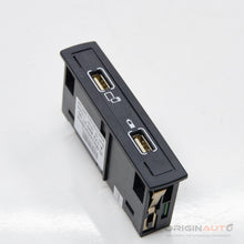 Entrada Usb Aux Mercedes Cla 200 1.6 2018 A1728202100