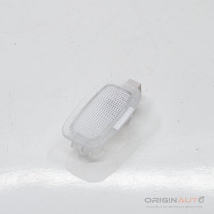 Luz Cortesia Mercedes Cla 200 1.6 2018 A2218200401