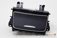 Porta Treco Tomada 12V Mercedes Gla 200 2018 A1766804400