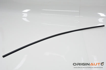 Acabamento Inferior Externo Parabrisa Mercedes Gla 200 2018