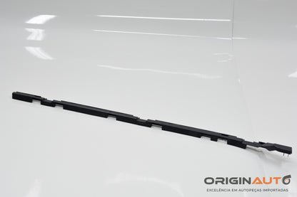 Suporte Caixa Ar Spoiler Dianteiro Direito Mercedes Gla 200 2018 A1566980114