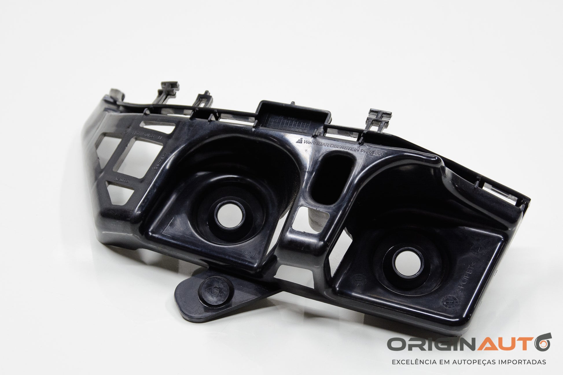 Guia Parachoque Traseiro Esquerdo Mercedes Gla 200 2018 A1568850165