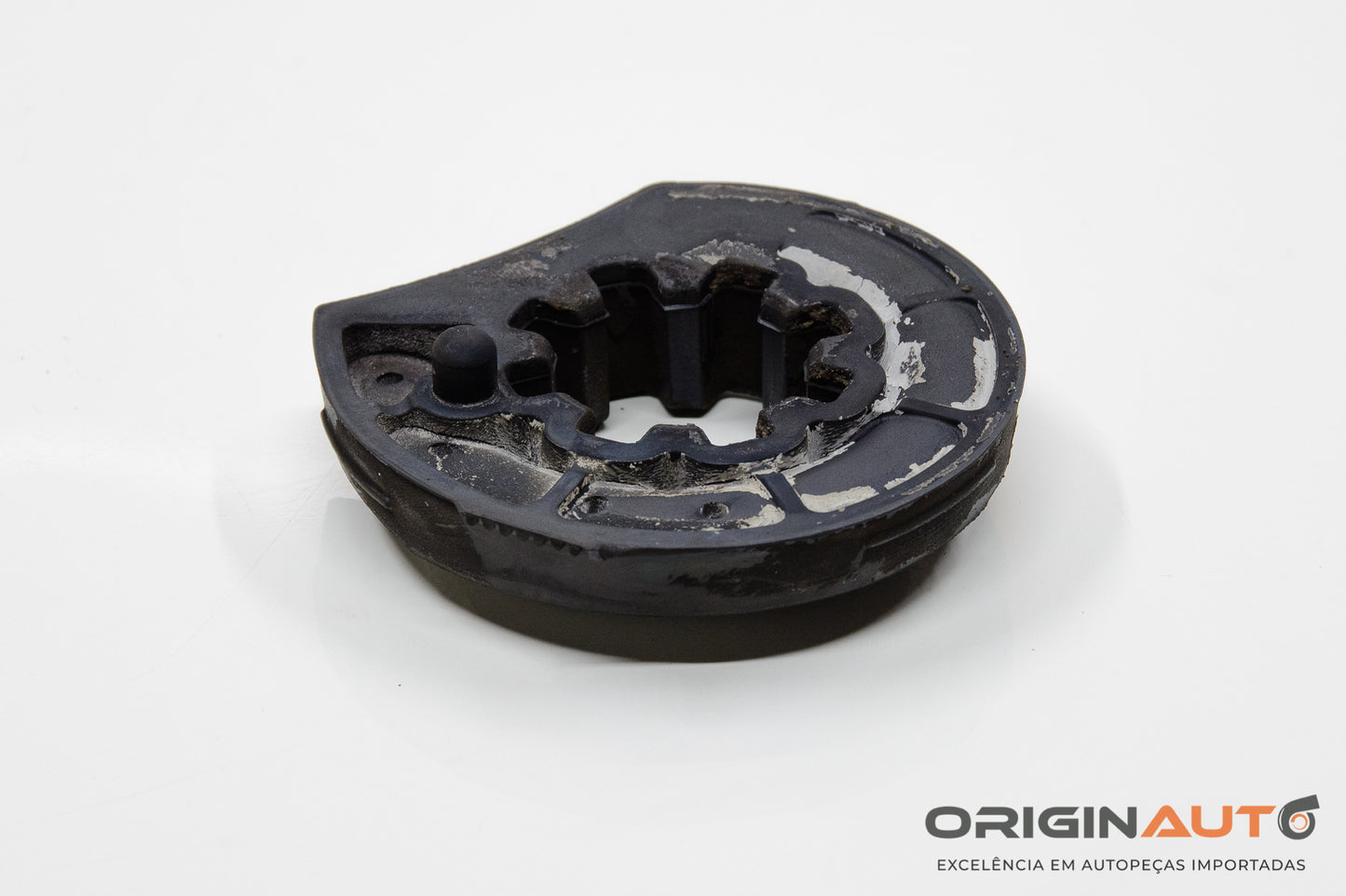 Par Calco Inferior Mola Traseira Mercedes Gla 200 2018 A2463250584 A2463250684