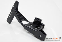 Suporte Parachoque Traseiro Esquerdo Mercedes Gla 200 2018 A1568853300