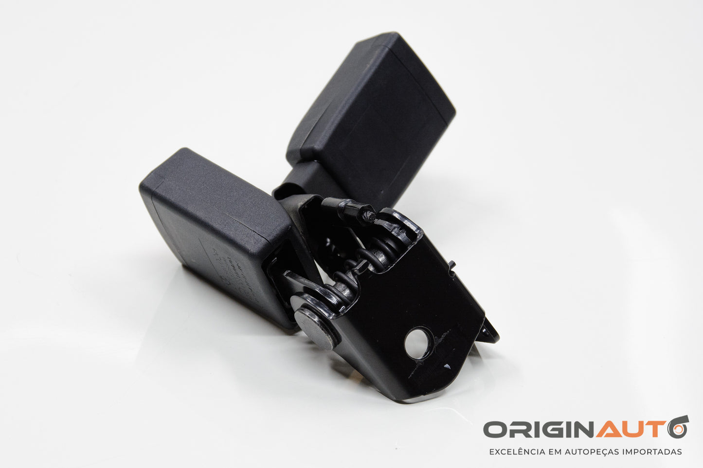 Fecho Cinto Tras Central Dir Mercedes Gla 200 2018 A1768600269