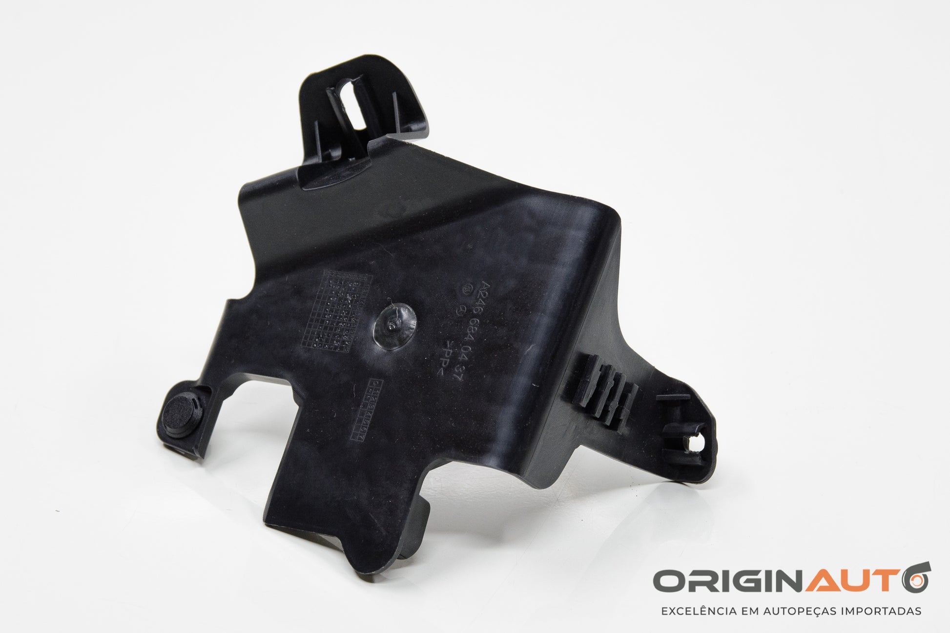 Acabamento Suporte Mercedes Gla 200 2018 A2466840437