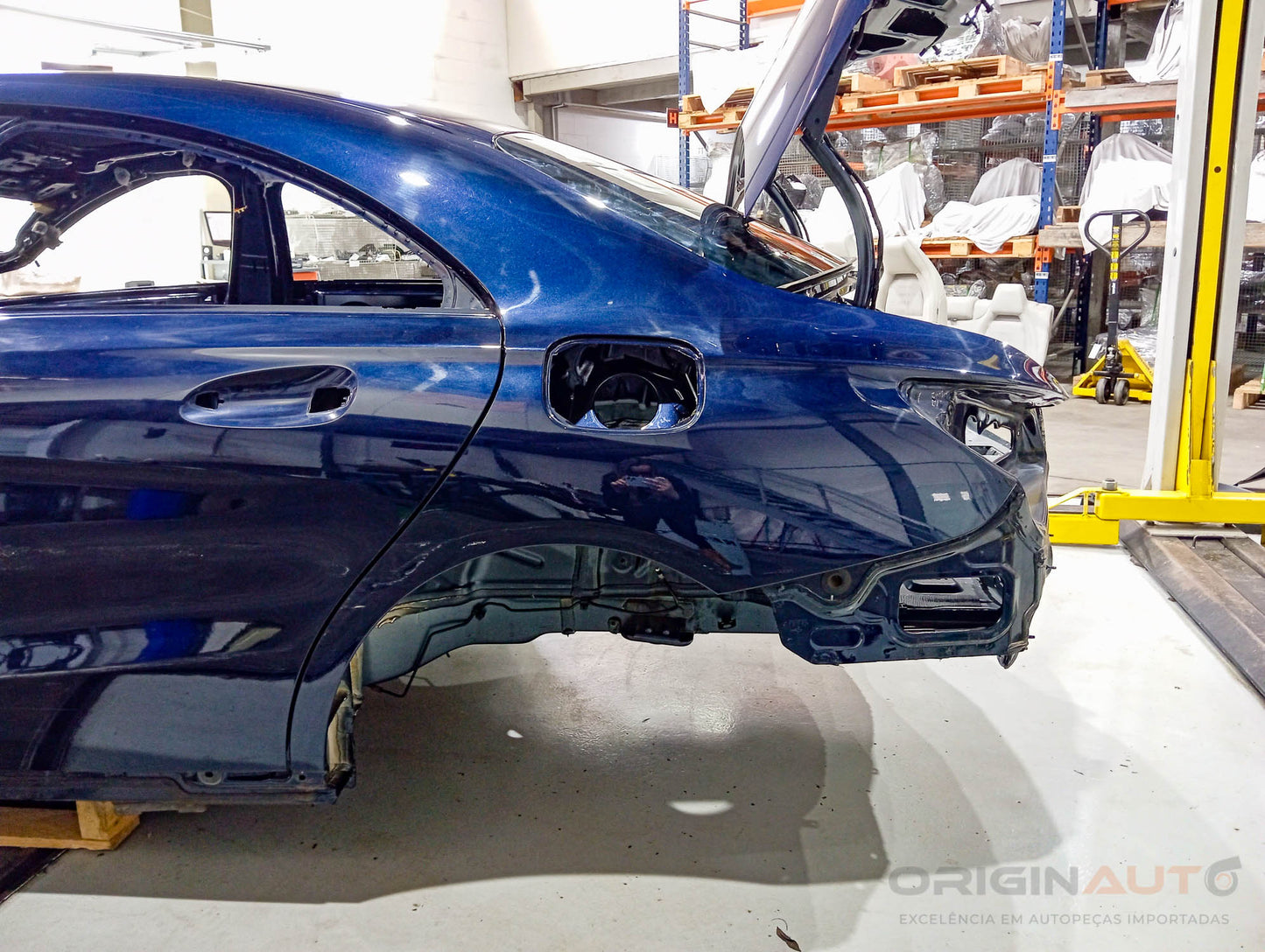 Folha Lateral Esquerda Mercedes Cla 200 1.6 2018