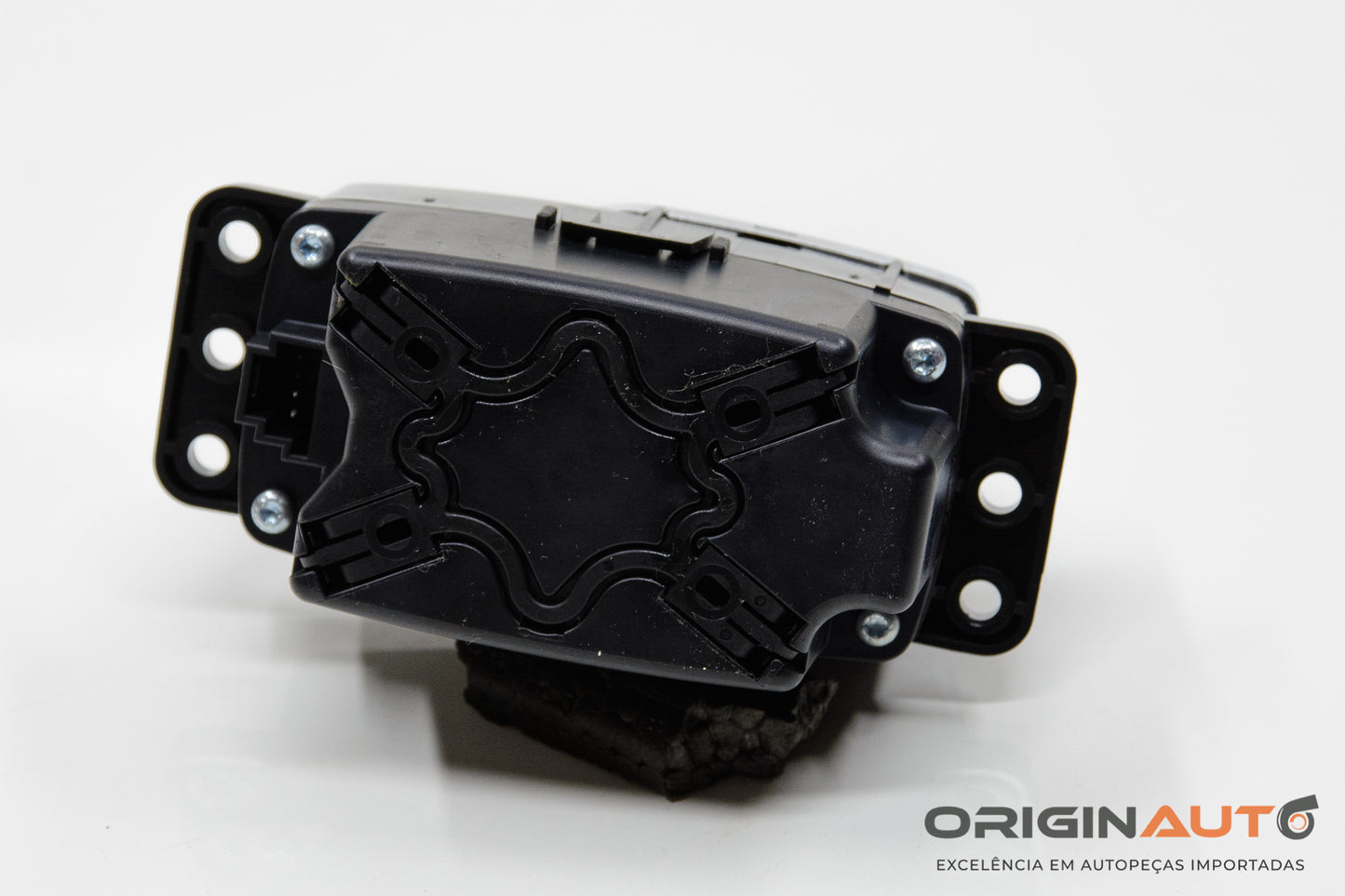 Comando Multimidia Console Central Mercedes Gla 200 2018 A2469009815