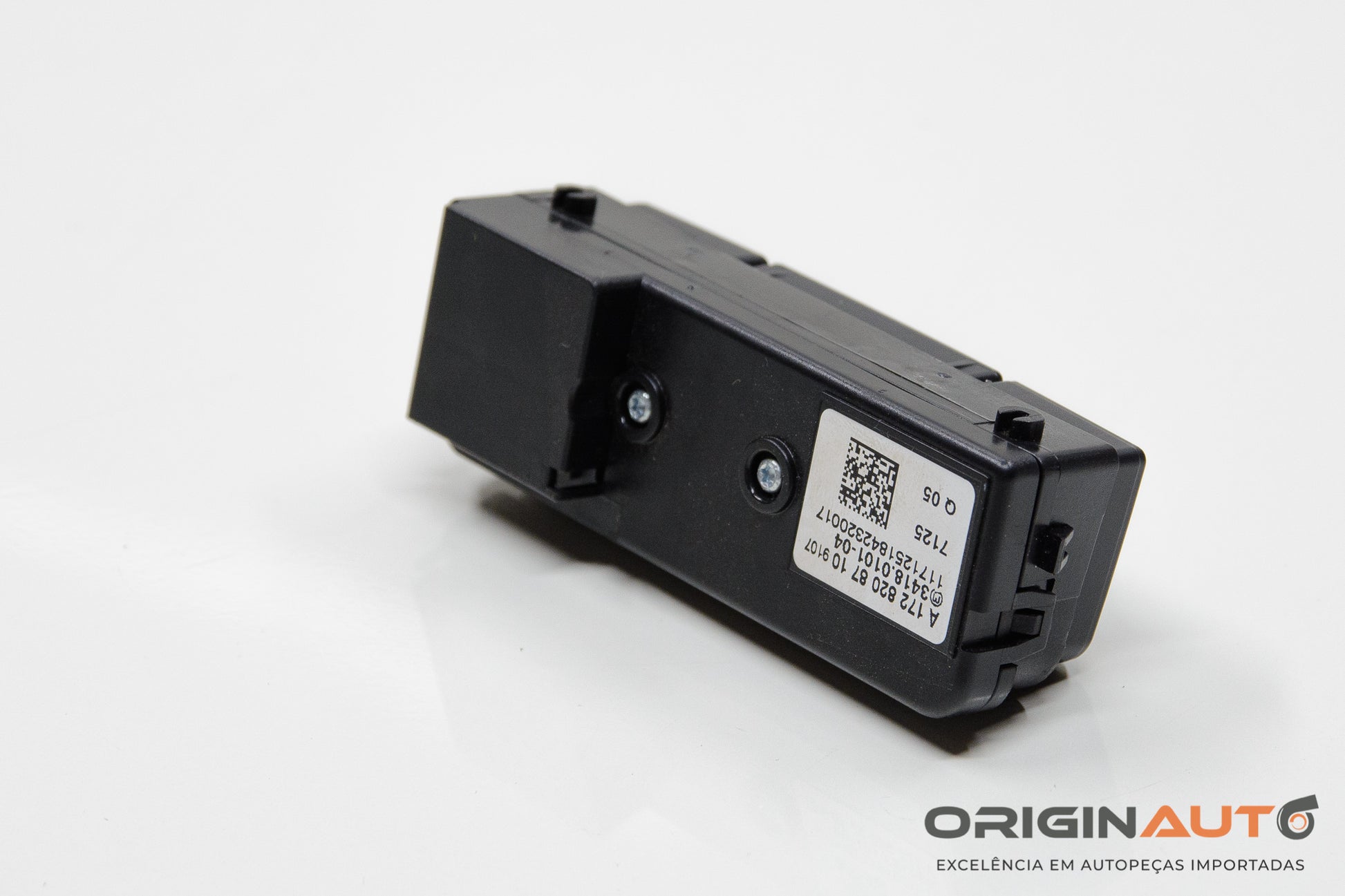 Botao Alarme Tracao Mercedes Gla 200 2018 A1728208710