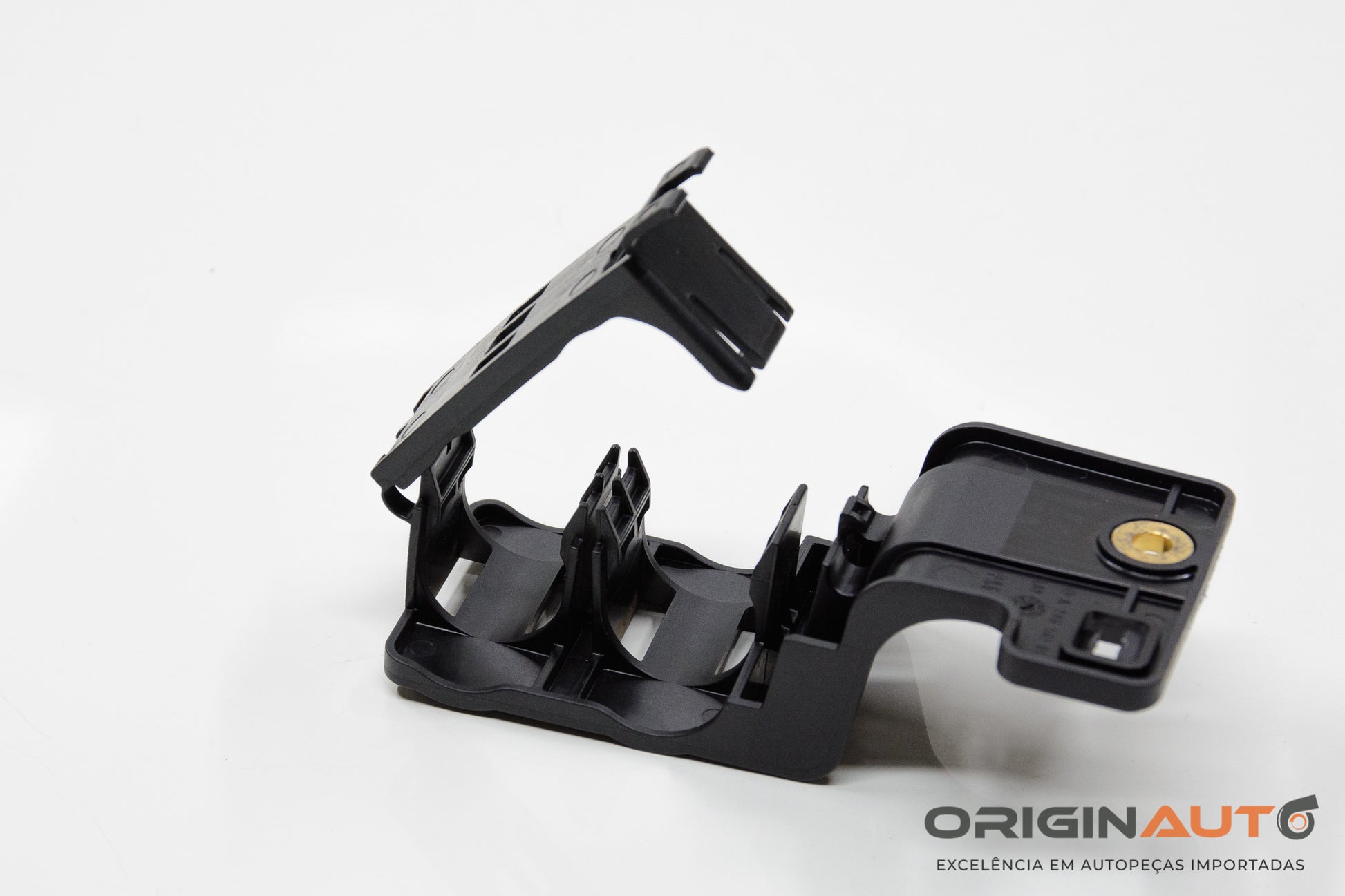 Suporte Mangueira Ar Quente Mercedes Gla 200 2018 A2465010120